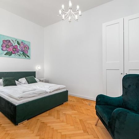 Nowy Swiat 28 By Homeprime Warschau Exterior foto
